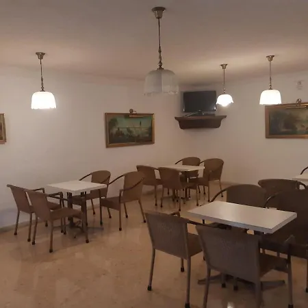 Castella Hotel